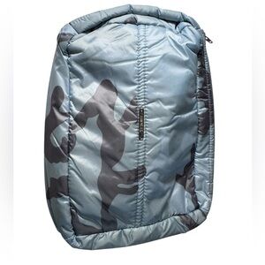 ANORAK Blue Camouflage Women’s Wear Puffer Down CosmeticTravel Toiletry Bag